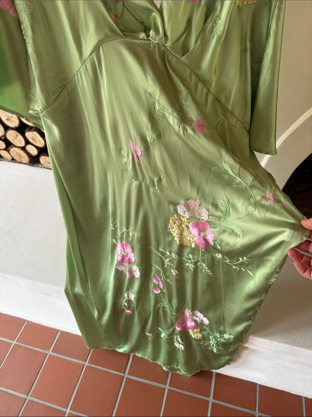 Gorgeous Satin Green Floral Embroidered Dress - Picture 3 of 6